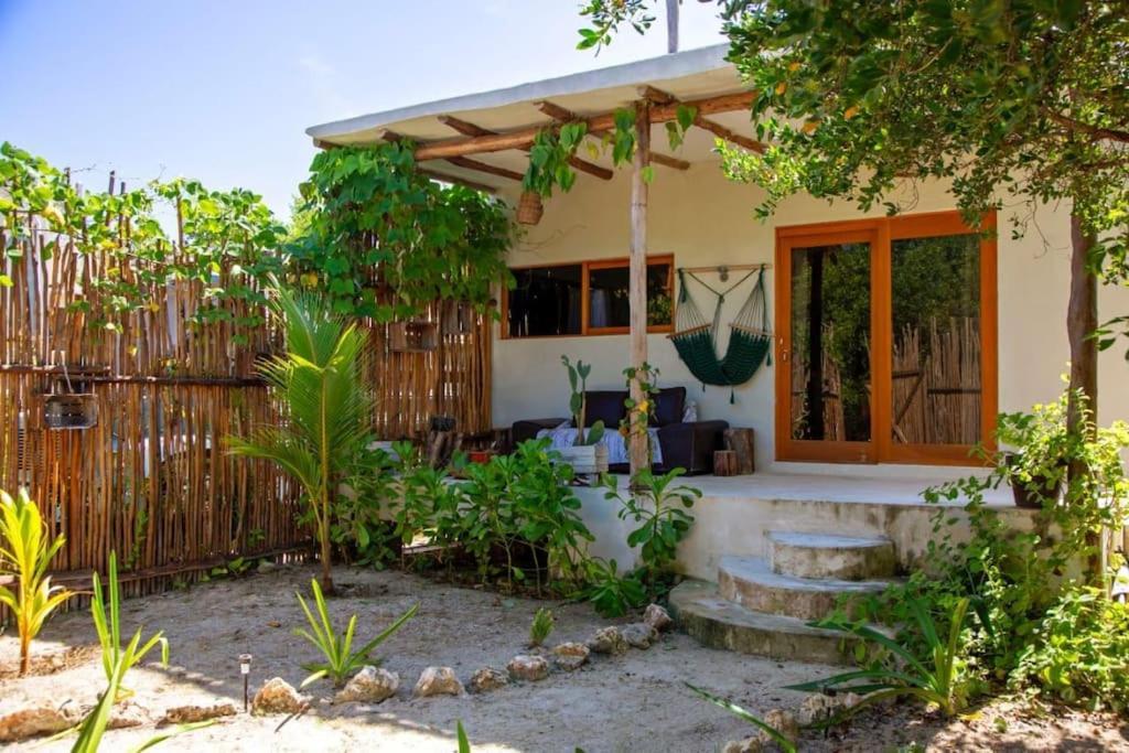Casa Lunada ホルボックス島 エクステリア 写真