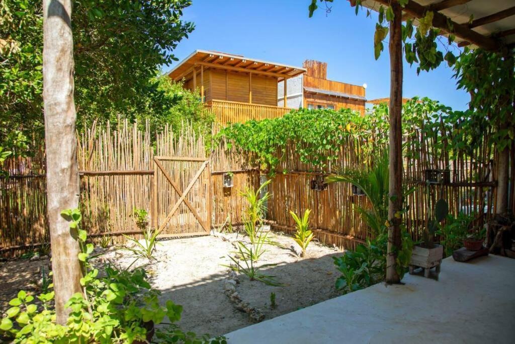 Casa Lunada ホルボックス島 エクステリア 写真